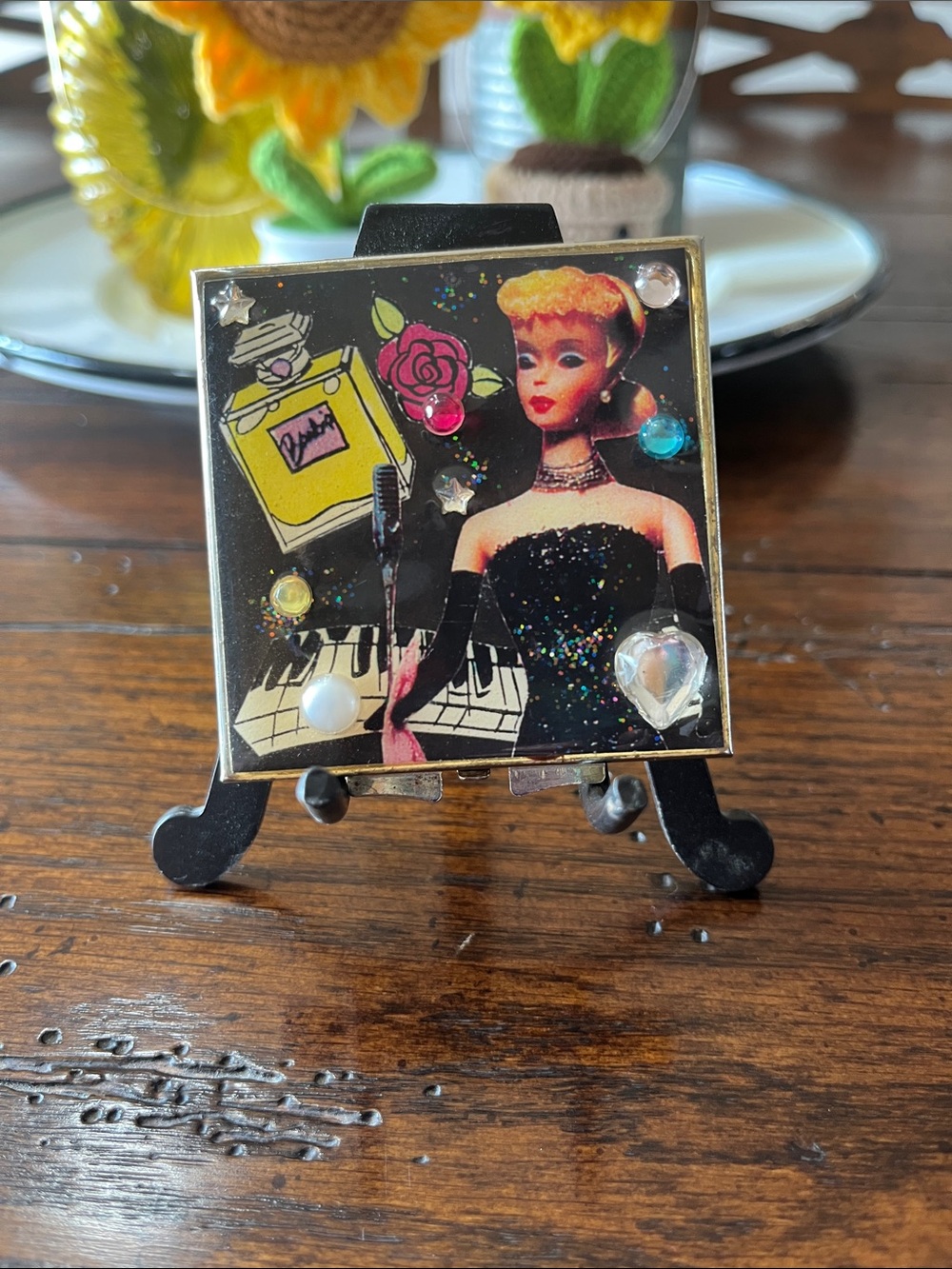 Vintage Barbie compact mirror